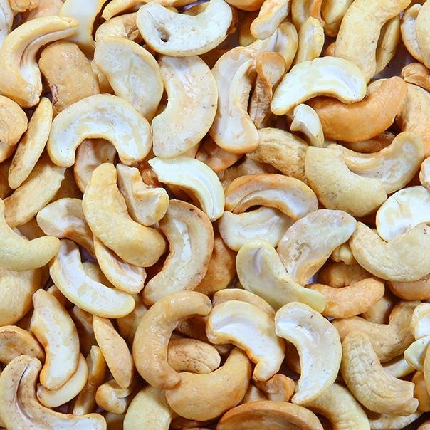 Organic Cashew Nuts Pieces