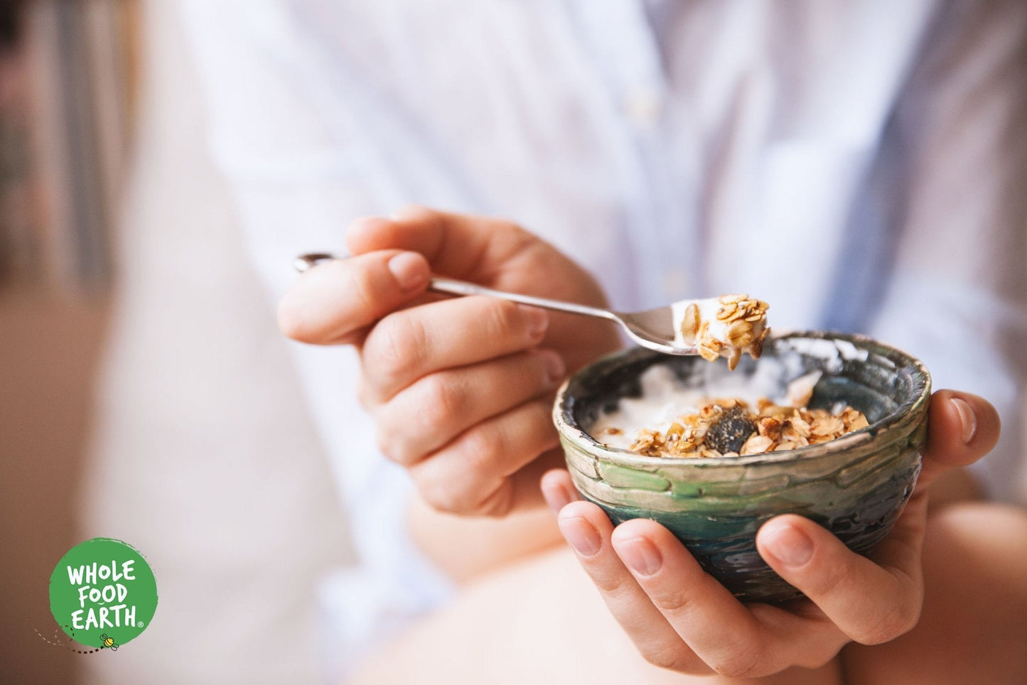 Organic Deluxe Muesli - A Blend of Flakes with Nuts, Seeds & Dried Fruit